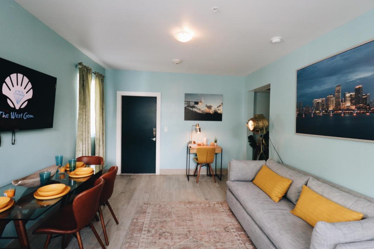 The Gem On 15Th Apartment Маями Бийч Екстериор снимка