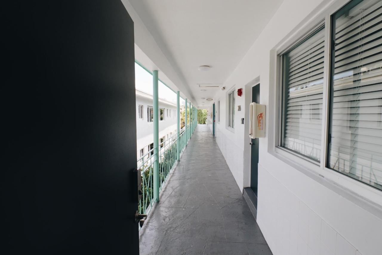 The Gem On 15Th Apartment Маями Бийч Екстериор снимка