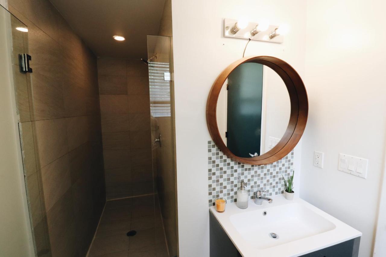 The Gem On 15Th Apartment Маями Бийч Екстериор снимка