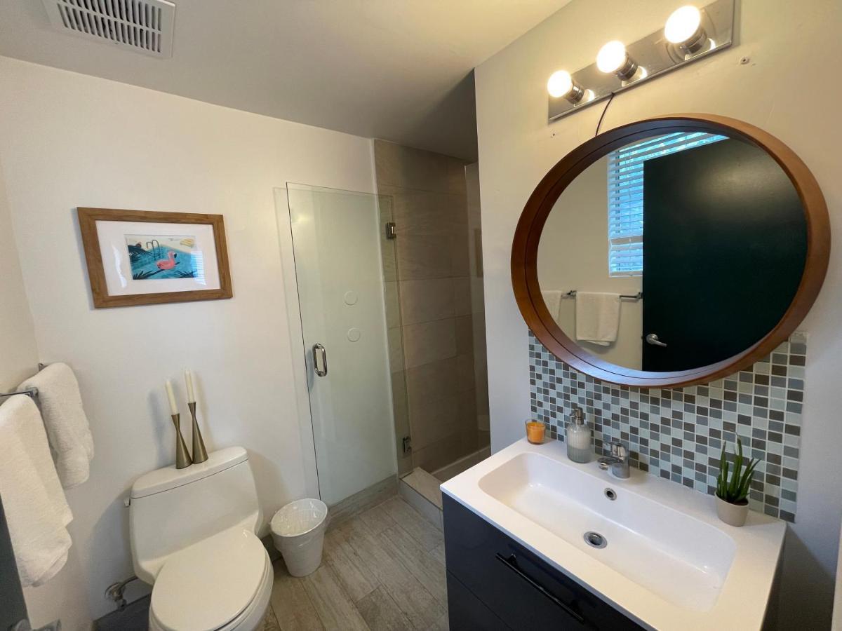 The Gem On 15Th Apartment Маями Бийч Екстериор снимка
