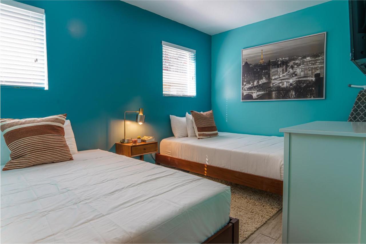 The Gem On 15Th Apartment Маями Бийч Екстериор снимка